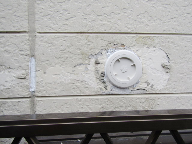 名古屋市南区 エアコンホース穴塞ぎ 施工後