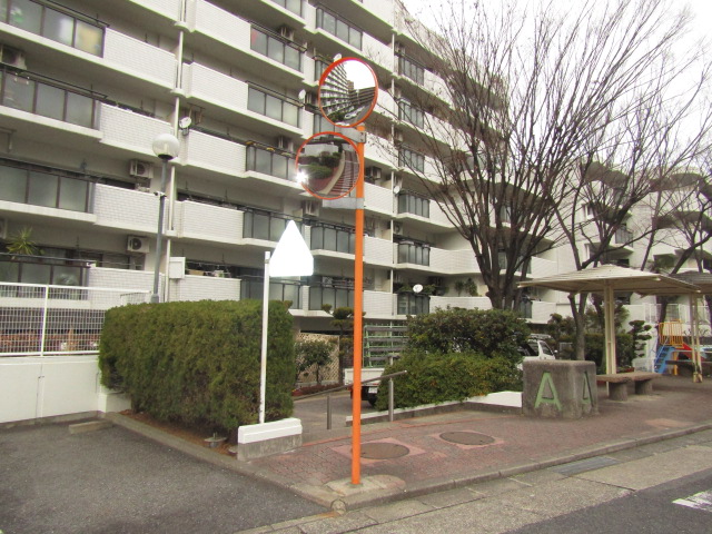 名古屋市千種区カーブミラー補修工事施工