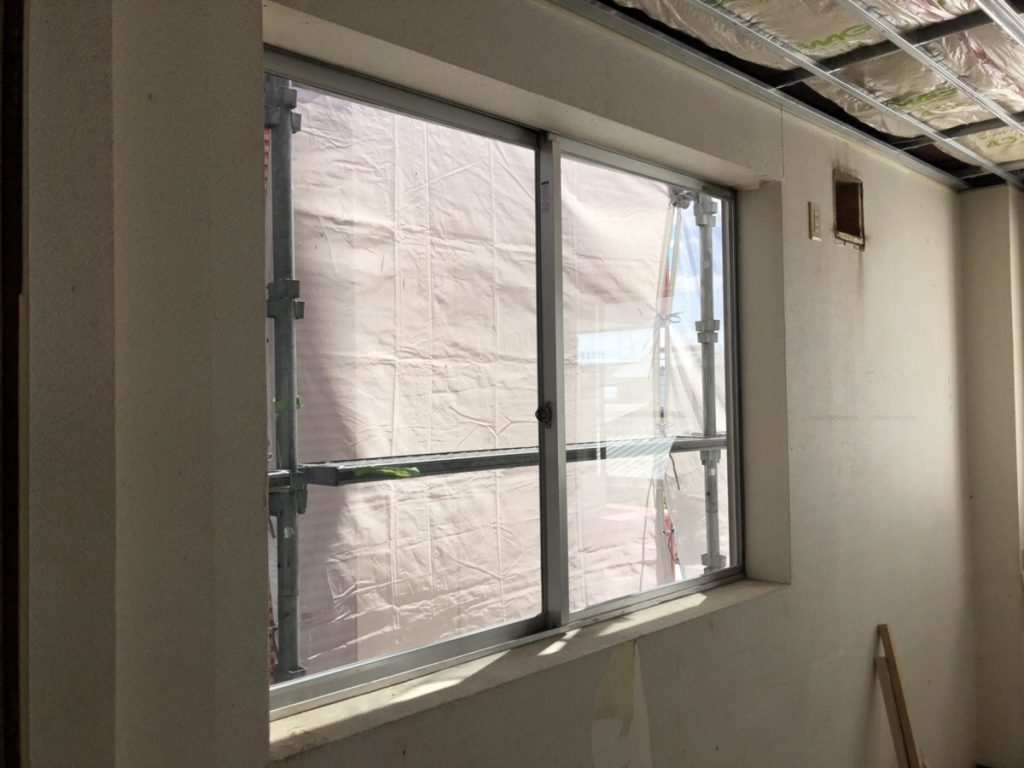 愛知県名古屋市港区 窓ガラス・窓修理ビード交換(ガラス窓ゴムパッキン)旭硝子工事店【サッシ.NET】